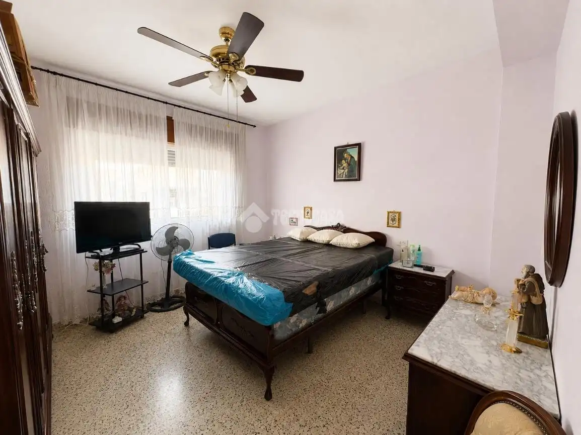 Bedroom of Houses for sale in Armilla  with Air Conditioner, Terrace and Balcony