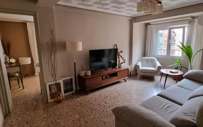 Sala d'estar de Pis en venda en Mislata amb Aire condicionat, Moblat i Balcó