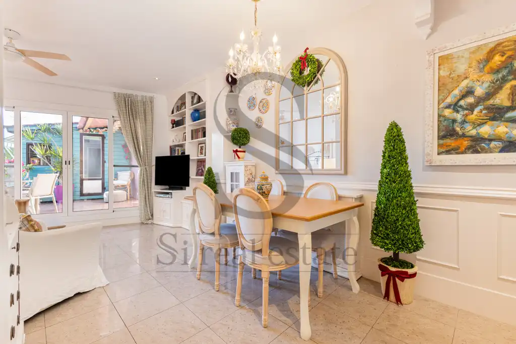 Esszimmer von Dachboden zum Verkauf in Barcelona mit Heizung, Terrasse und Abstellraum