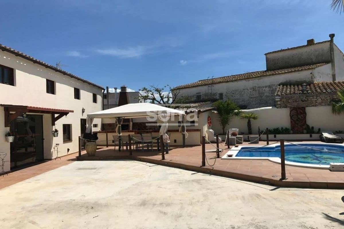 Country house for sale in Vilobí del Penedès