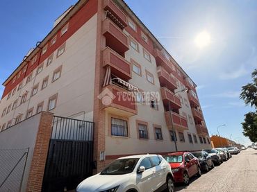 Piso en venta en C. Noblejas