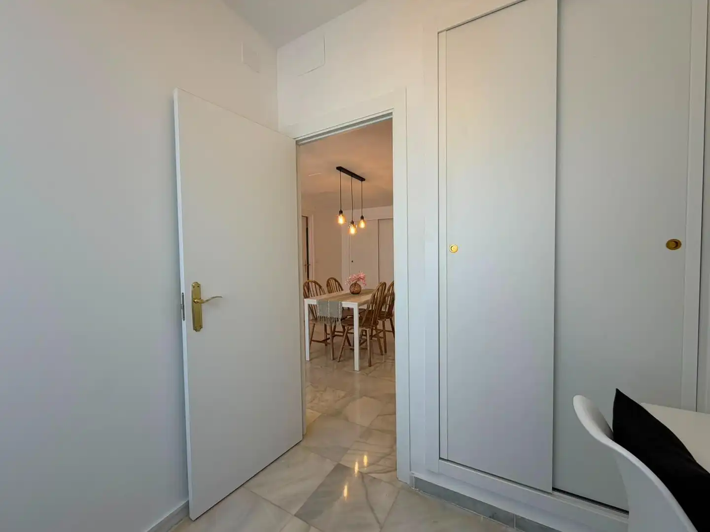 Wohnung zur Miete in Granada mit Heizung, Abstellraum und Möbliert