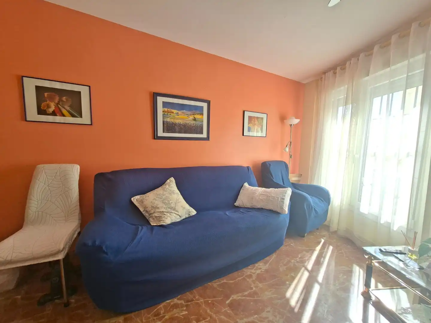 Sala d'estar de Pis en venda en Torrox amb Aire condicionat, Moblat i Forn