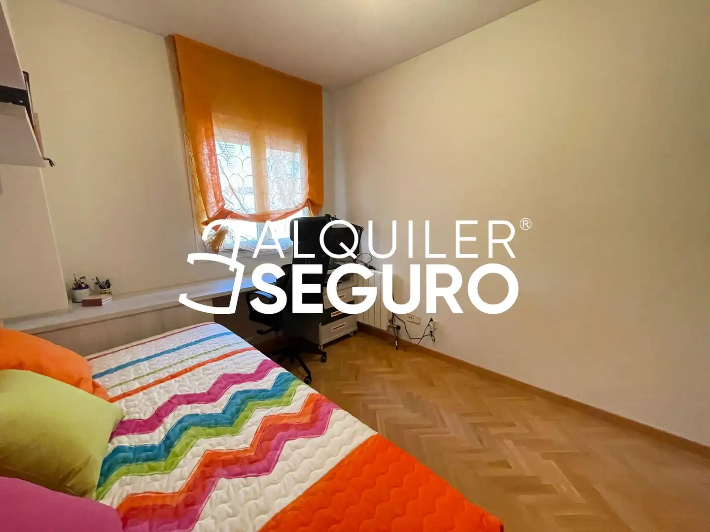 Habitación de Piso de alquiler en Madrid con Calefacción, Trastero y Piscina