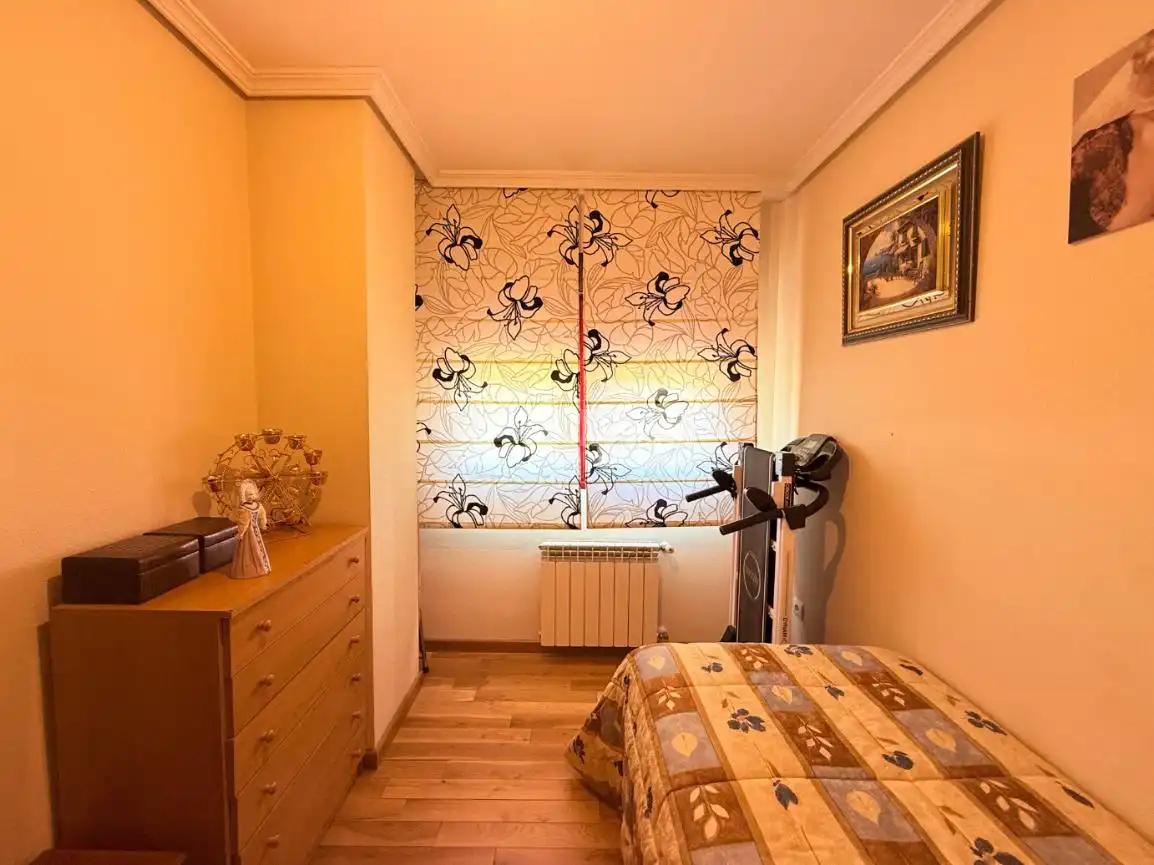 Habitación de Piso en venta en Seseña con Calefacción, Terraza y Balcón