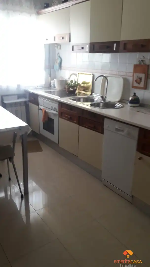 Cocina de Piso en venta en Cáceres
