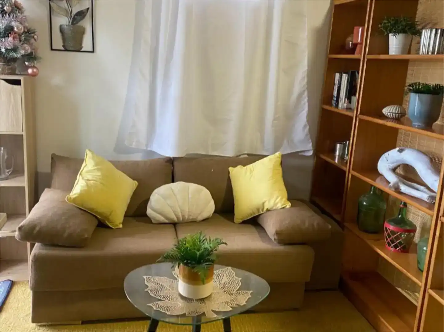 Wohnzimmer von Wohnung zur Miete in Gilet mit Klimaanlage