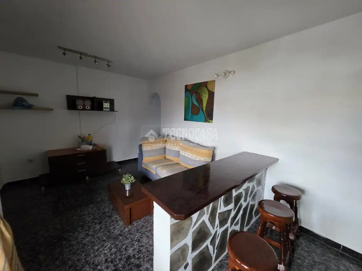 Sala d'estar de Pis en venda en San Bartolomé amb Balcó