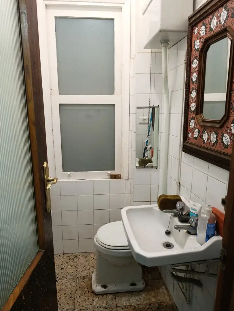 Baño de Piso en venta en Betanzos con Amueblado, Horno y Lavadora