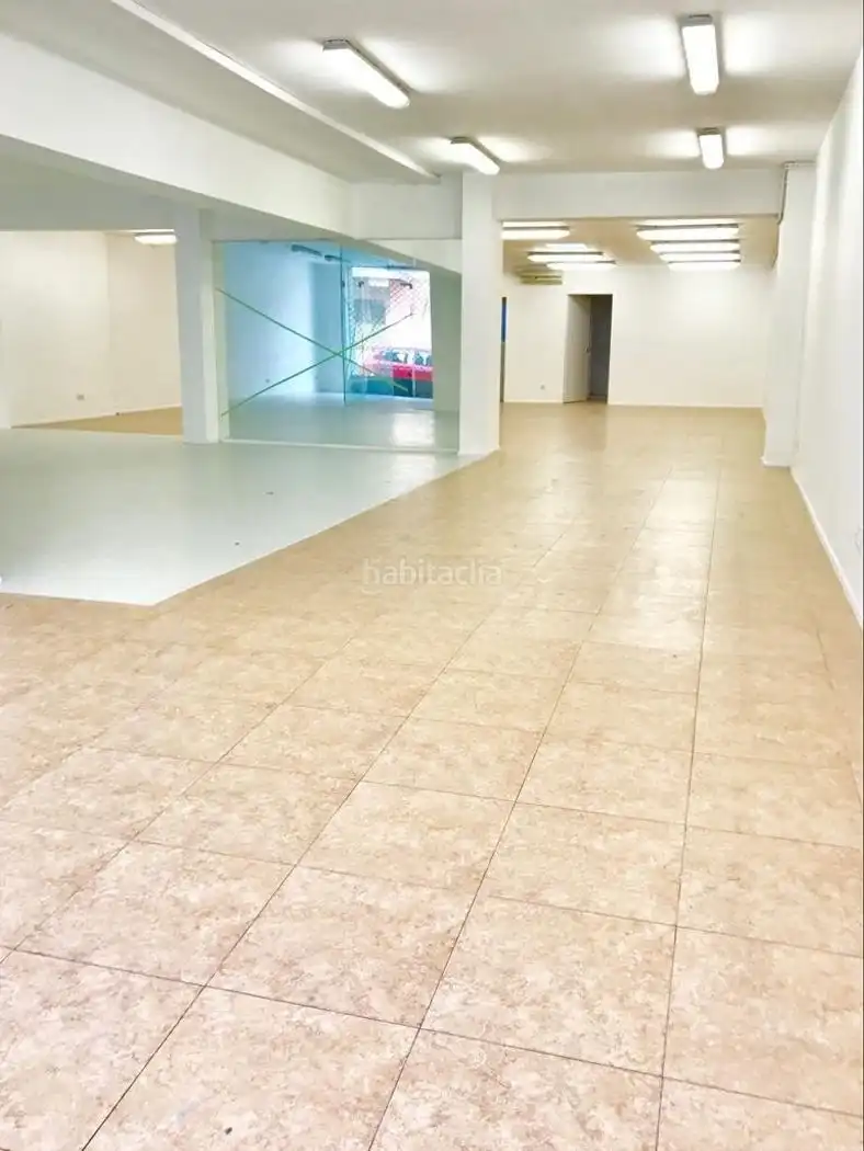Gewerbefläche zur Miete in Carrer de Manuel Bertrand 92, imagen 3