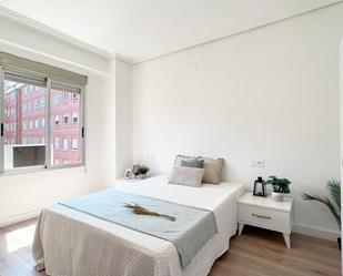 Bedroom of Apartment to rent in Castellón de la Plana / Castelló de la Plana  with Air Conditioner and Balcony