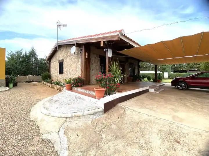 Exterior view of Land for sale in Don Álvaro