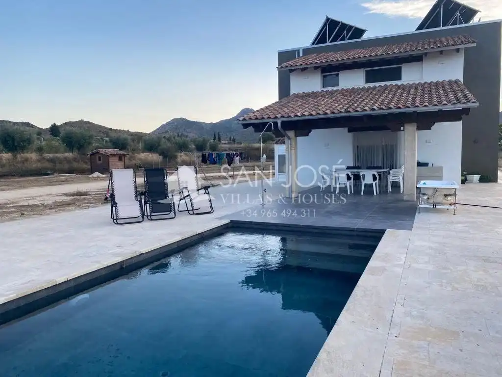 Piscina de Casa o chalet en venta en Aspe con Calefacción, Jardín privado y Trastero