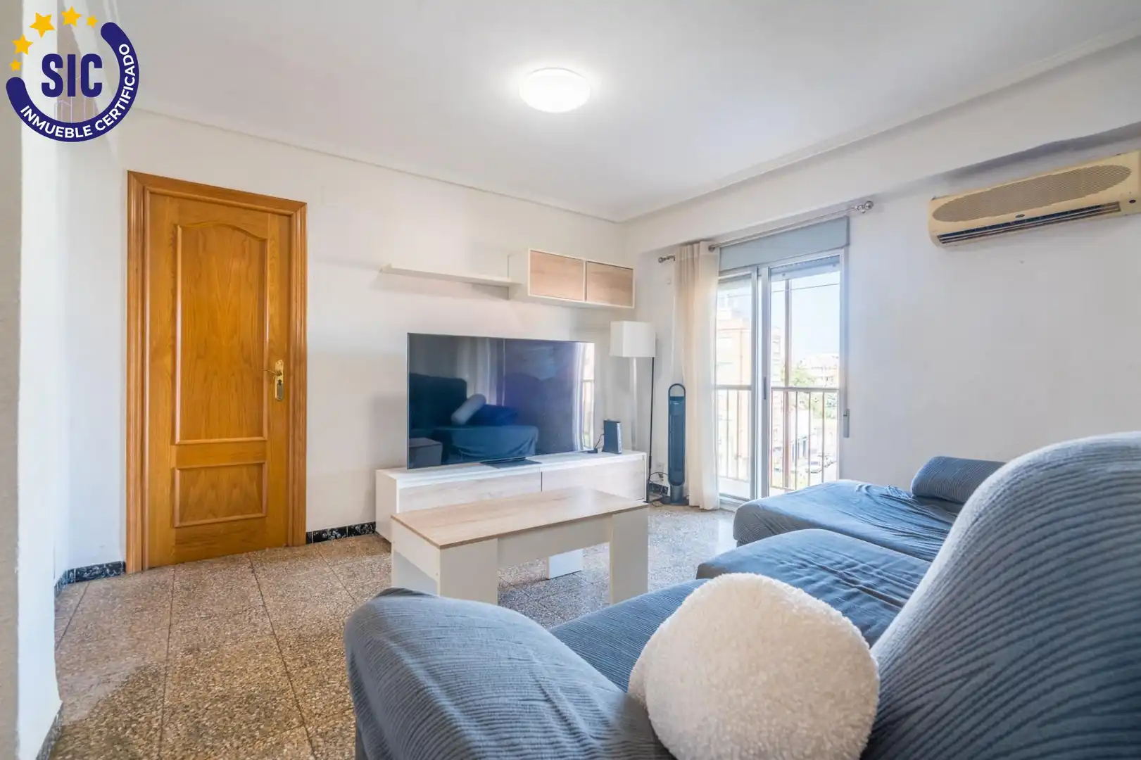 Sala de estar de Piso en venta en Valencia con Aire acondicionado y Balcón