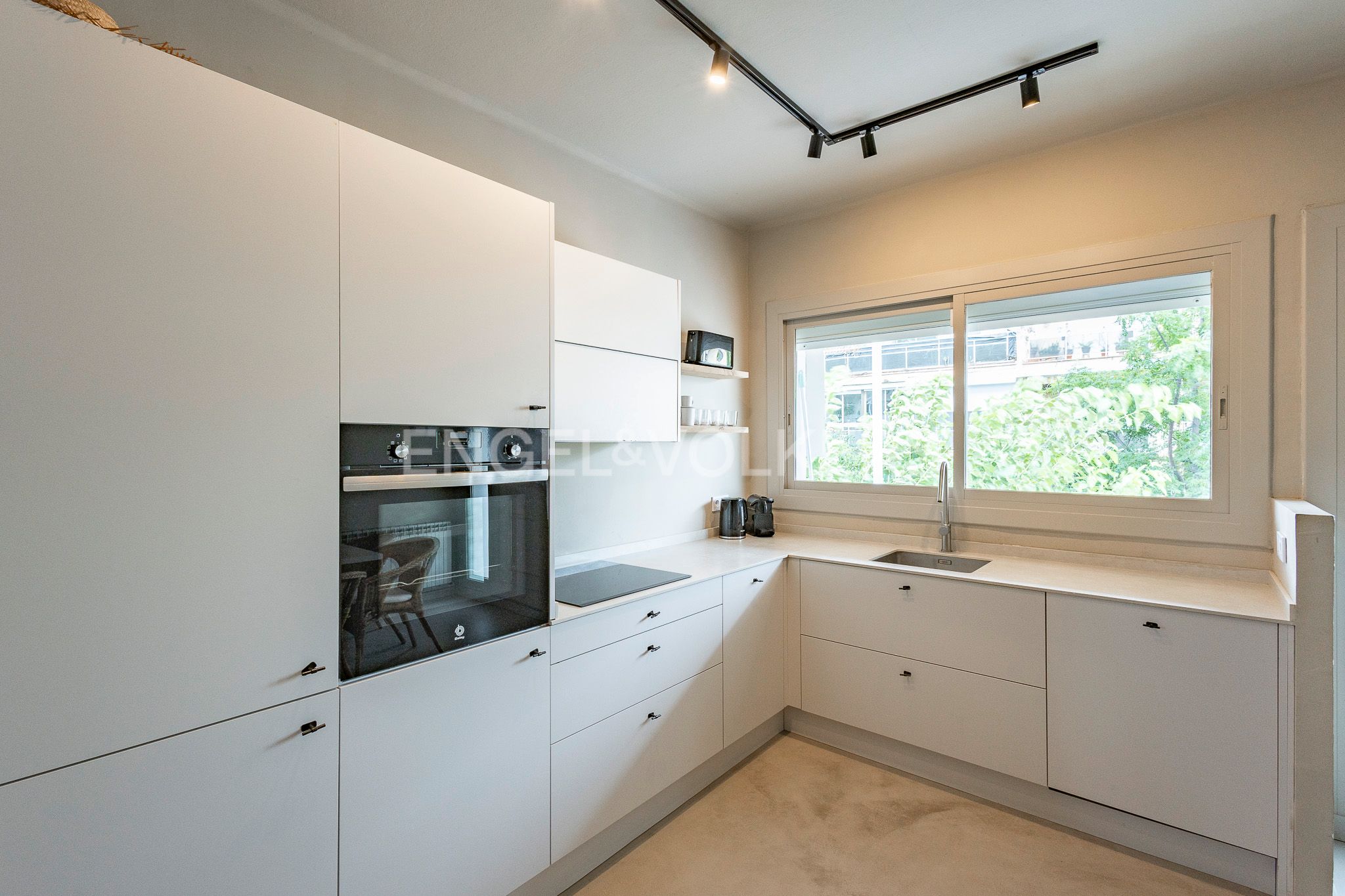 Kitchen of Apartment for sale in Castelldefels  with Air Conditioner, Heating and Parquet flooring