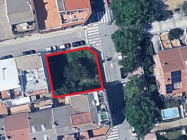 Wohnbaugrundstück zum Verkauf in Carrer de la Foradada 42