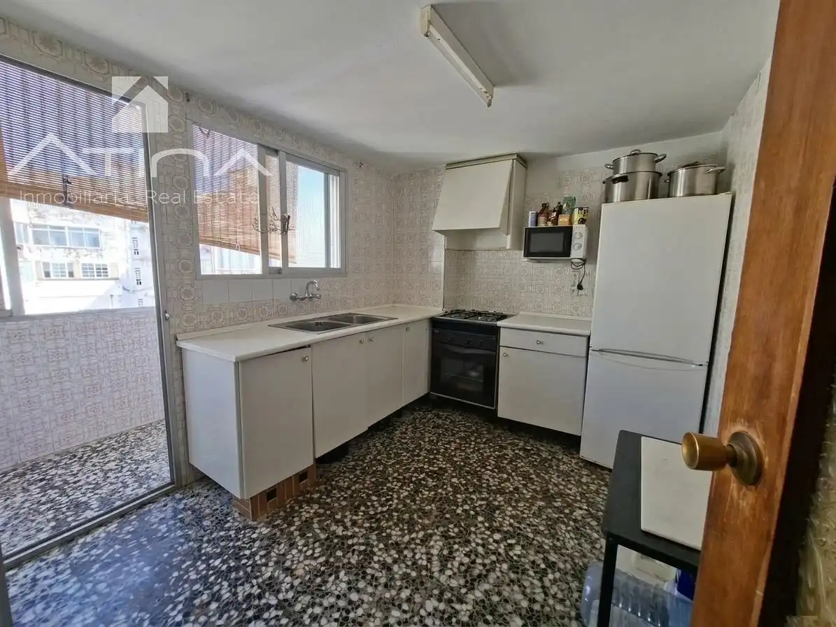 Cuina de Apartament en venda en Gandia amb Terrassa i Traster