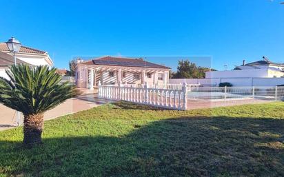 Außenansicht von Haus oder Chalet zum verkauf in  Córdoba Capital mit Klimaanlage und Schwimmbad