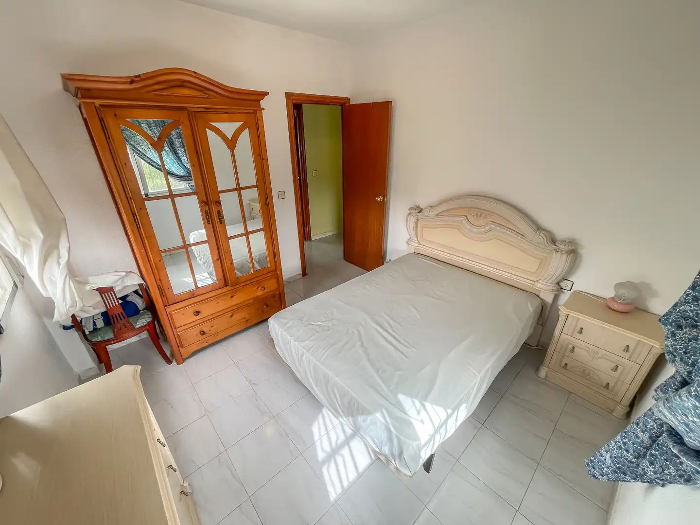 Dormitori de Casa o xalet en venda en Villa de Otura amb Jardí privat, Terrassa i Piscina