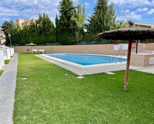 Piscina de Casa o xalet de lloguer en El Campello amb Terrassa i Piscina