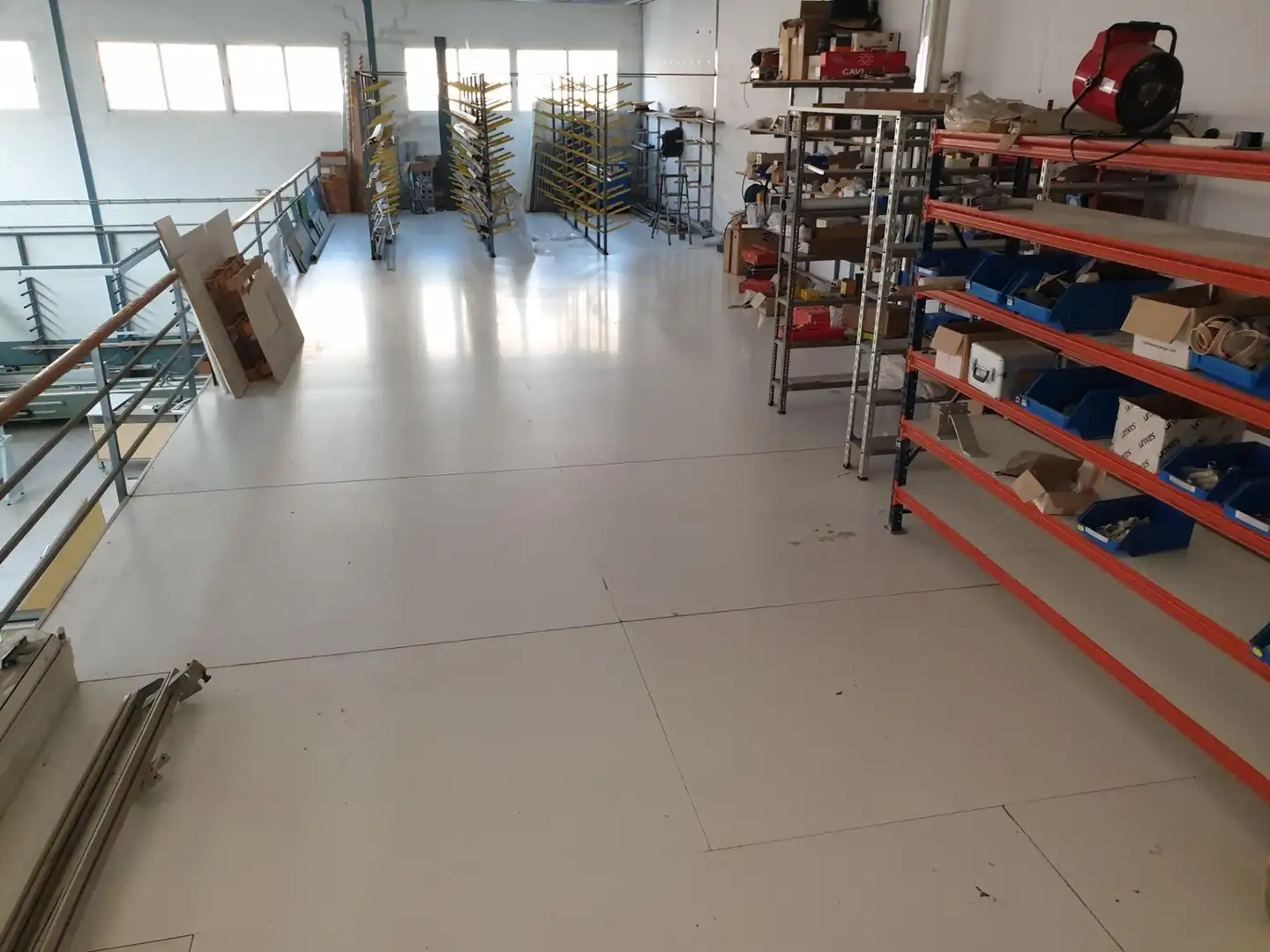 Nau industrial de lloguer en Elda
