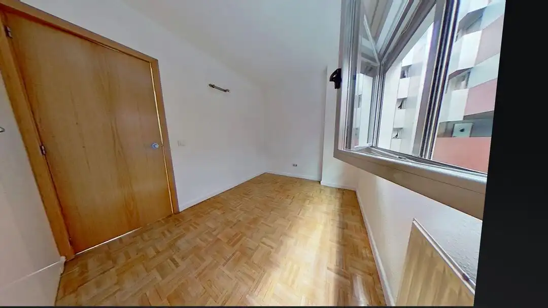 Appartamento con ascensore in affitto a Avenida de la Perla, imagen 27