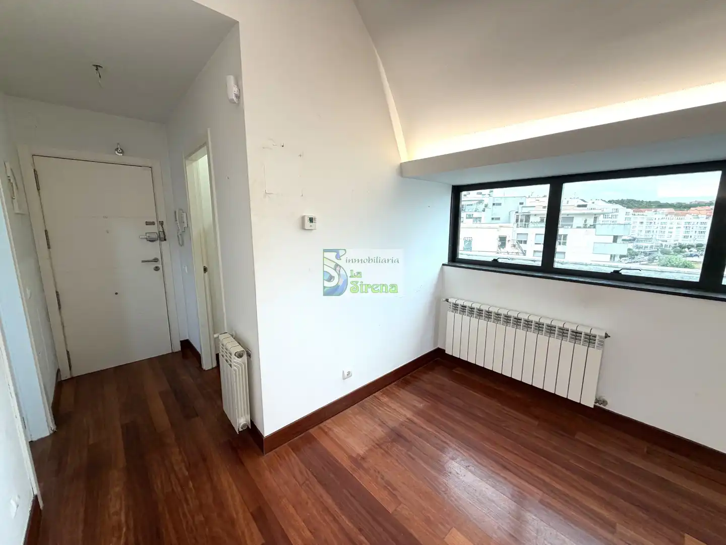 Piso en venta en Castro-Urdiales con Calefacción, Terraza y Piscina