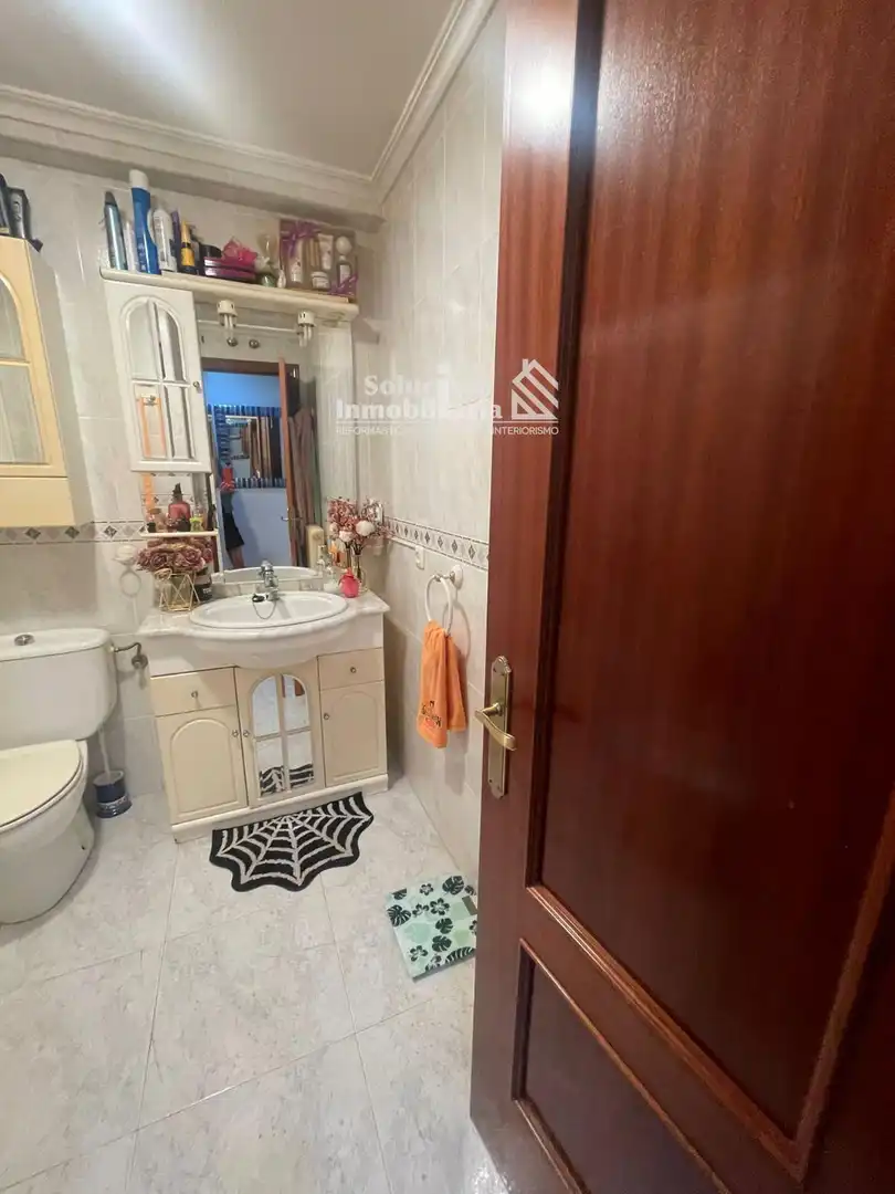 Baño de Piso en venta en Salamanca con Calefacción y Amueblado