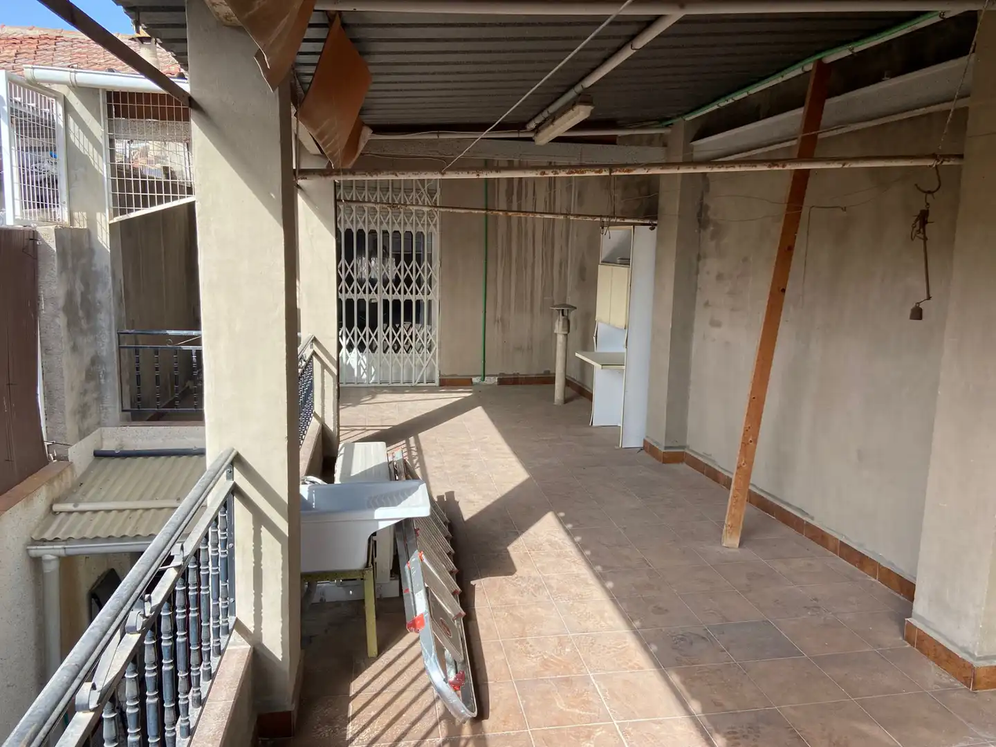 Einfamilien-Reihenhaus zum Verkauf in Alcantarilla mit Klimaanlage, Terrasse und Möbliert
