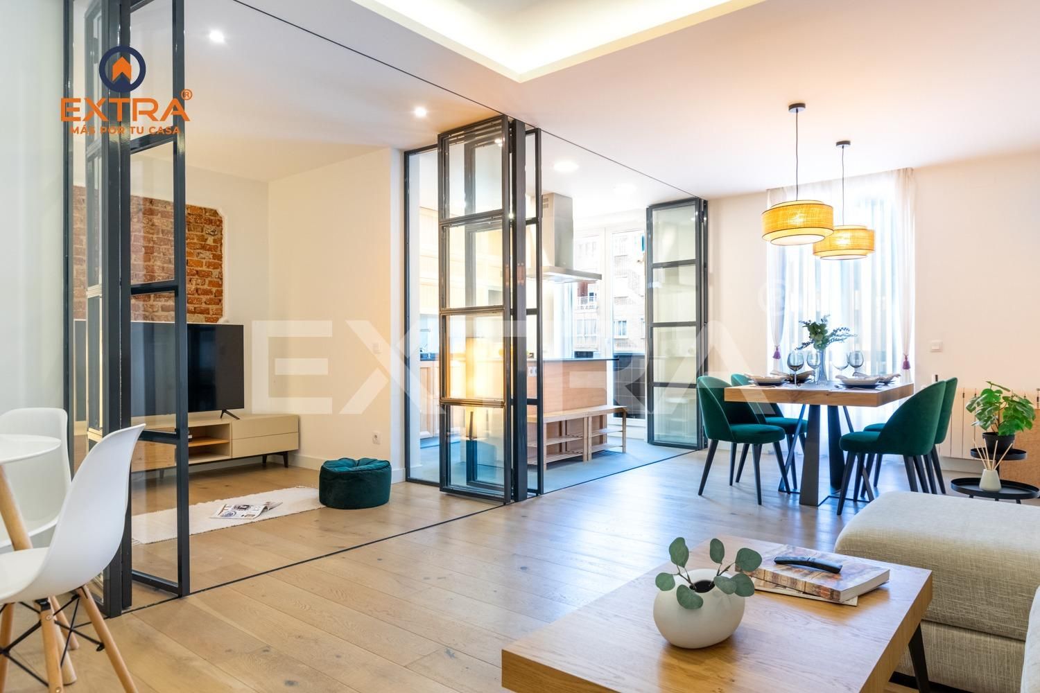 Living room of Flat for sale in  Madrid Capital  with Air Conditioner and Heating