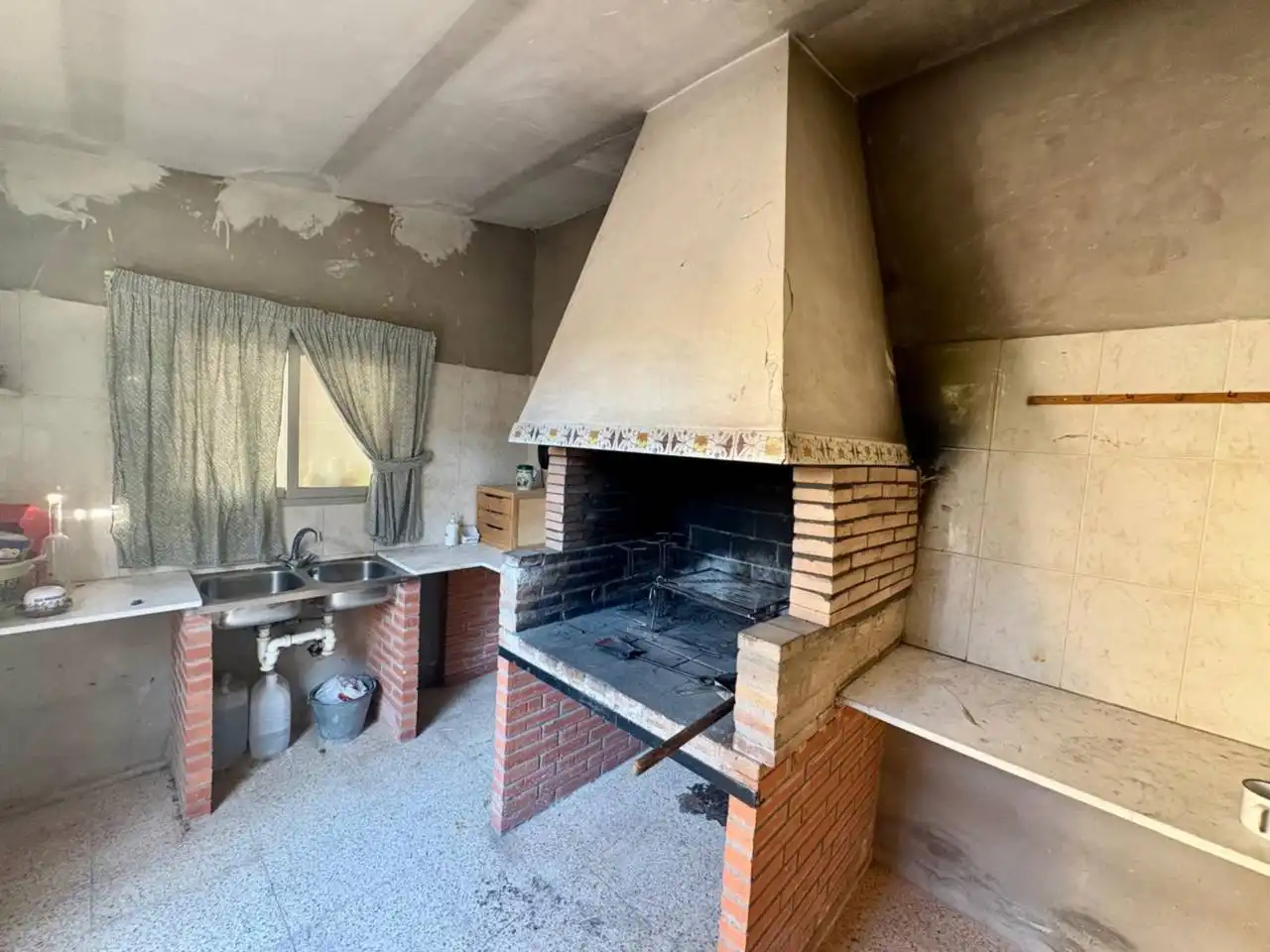 Cuina de Casa o xalet en venda en Tibi amb Jardí privat