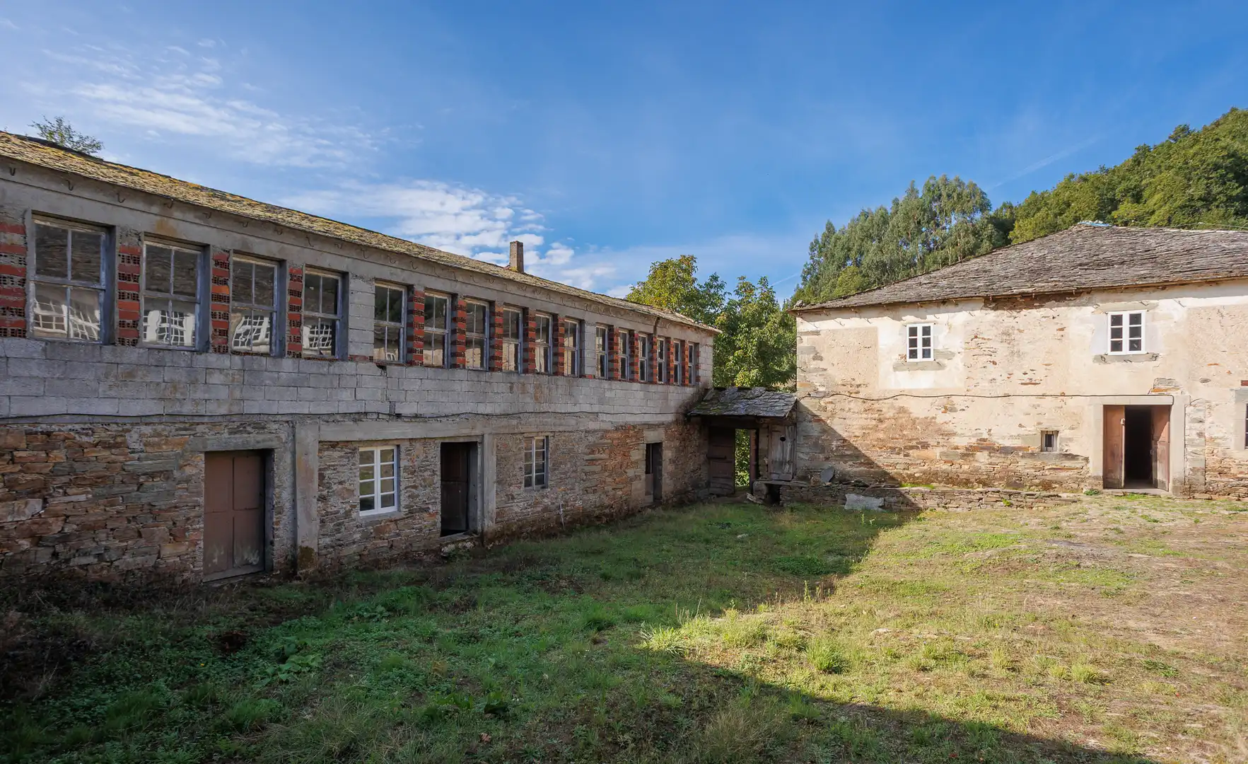 Vista exterior de Finca rústica en venta en A Fonsagrada  con Amueblado