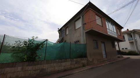 Photo 2 of Houses for sale in Toral de los Vados, León