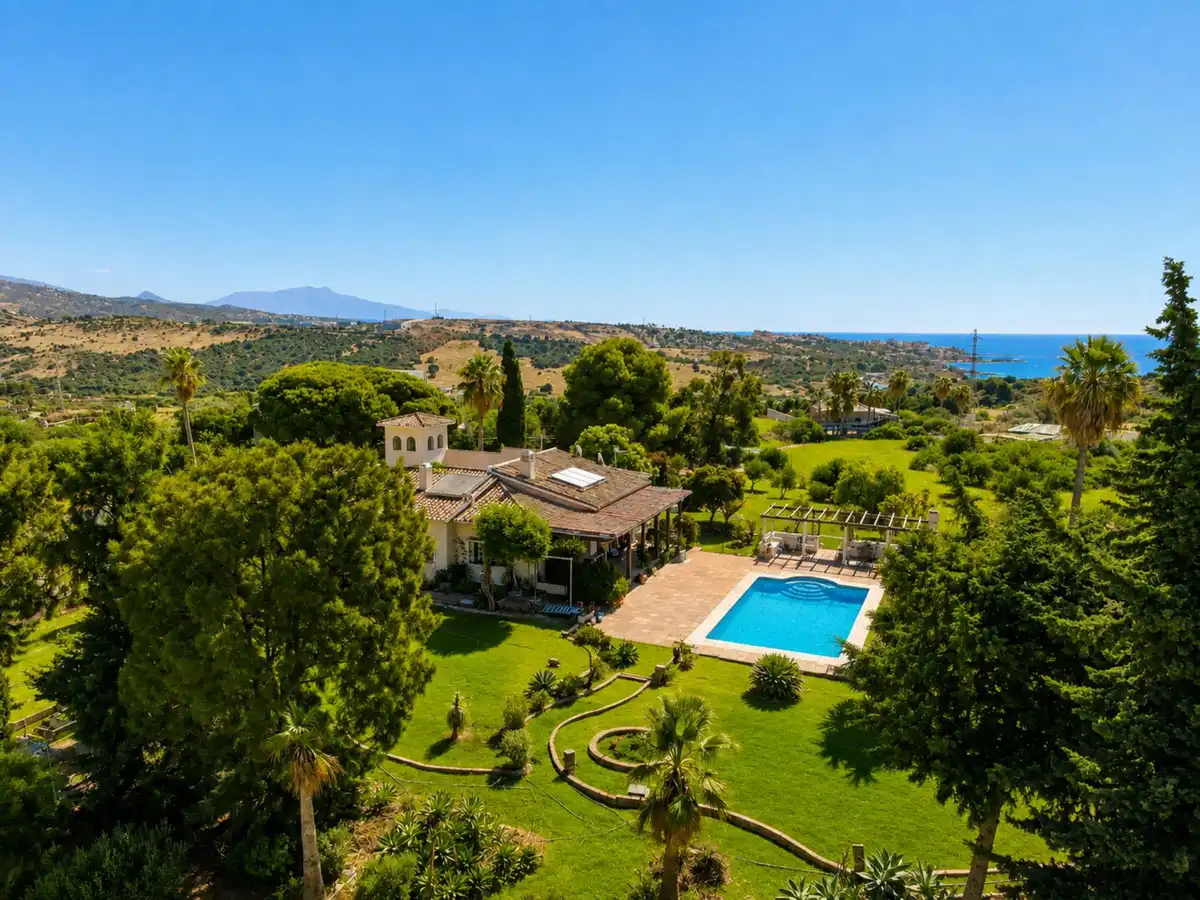 Garden of Residential for sale in Estepona