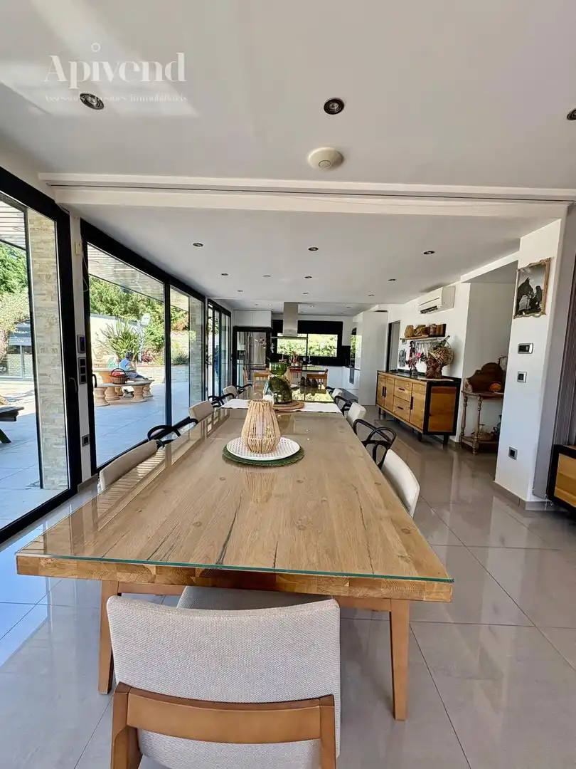 Comedor de Casa o chalet en venta en Peralada con Aire acondicionado, Calefacción y Trastero