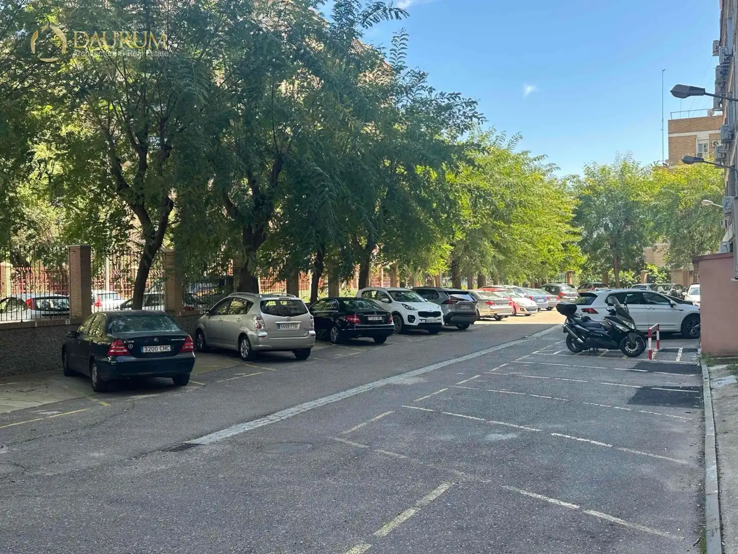 Parking of Flat for sale in Sevilla  with Air Conditioner, Heating and Terrace