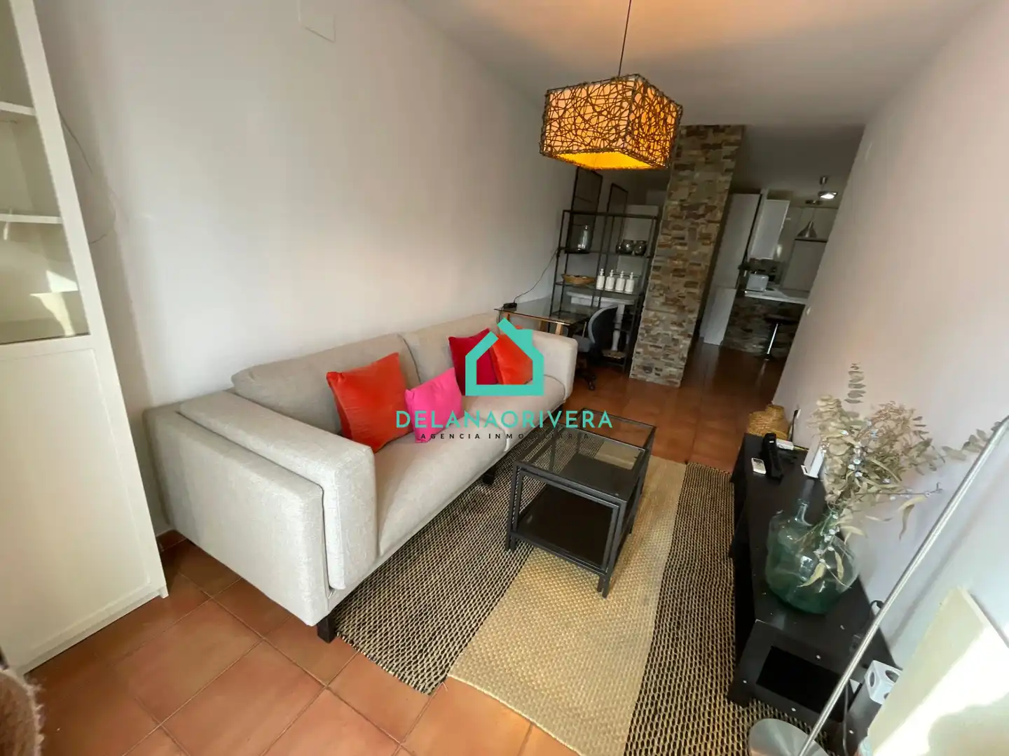 Living room of Flat for sale in Alcalá de Henares  with Air Conditioner, Heating and Oven