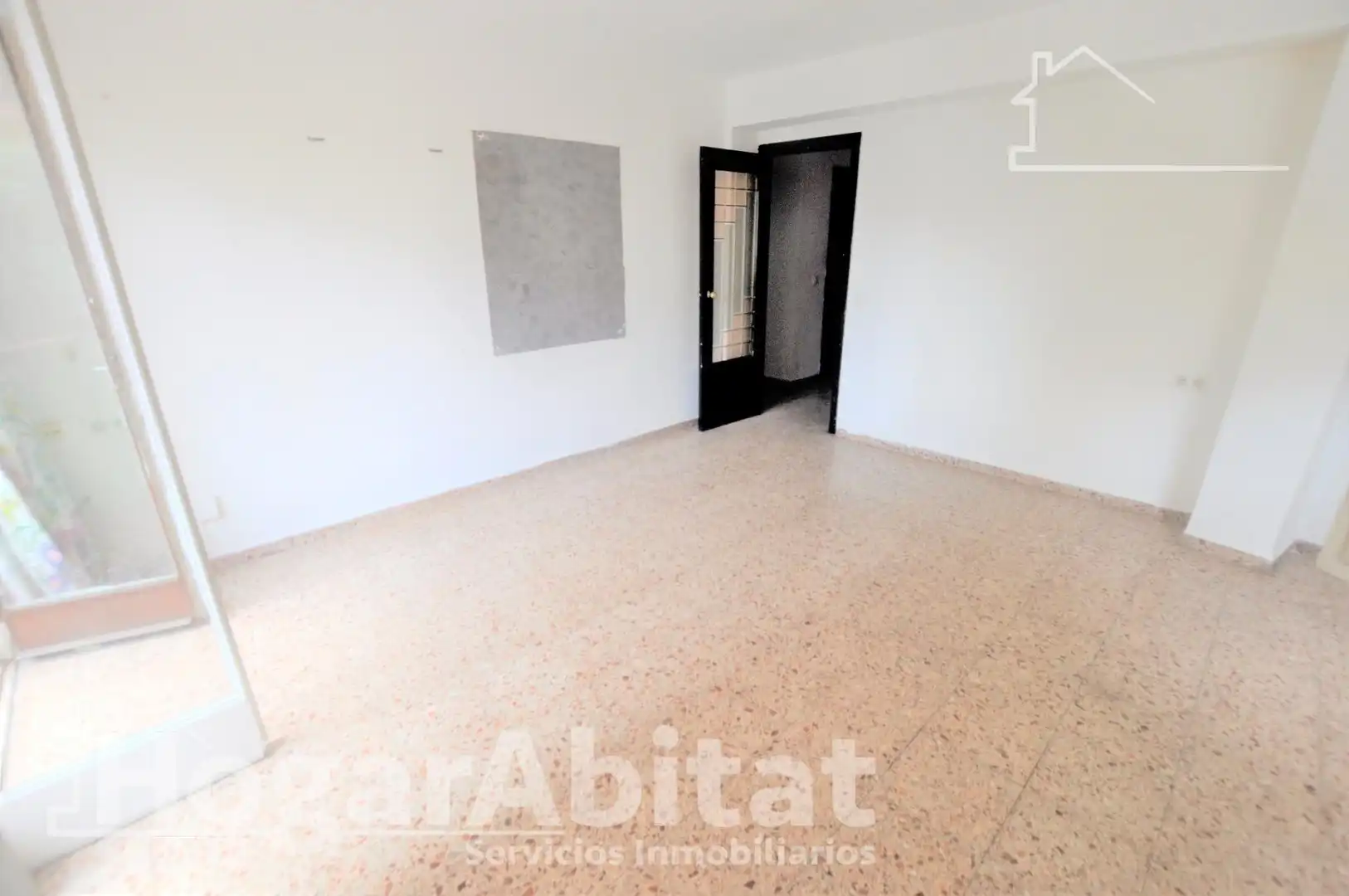 Bedroom of Flat for sale in Mislata  with Balcony
