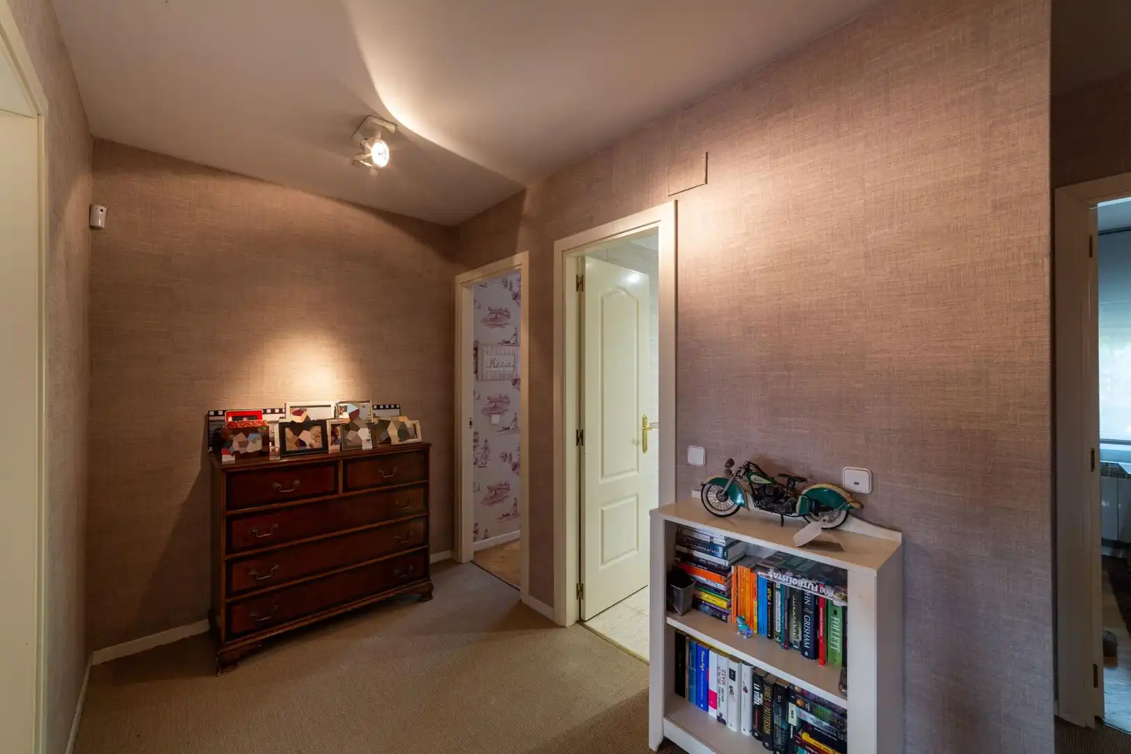 Habitación de Casa adosada en venta en Simancas con Calefacción, Jardín privado y Alarma