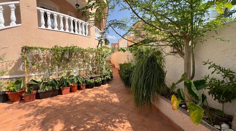 Villa independiente con piscina privada en venta en Ciudad Quesada Descubre esta fantaacutestica villa independiente situada en un, imatge 3