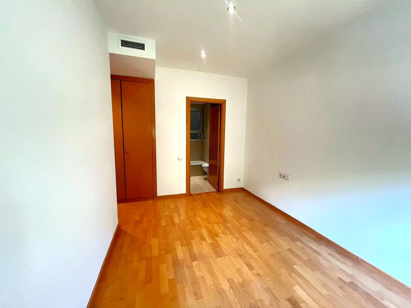 Schlafzimmer von Wohnung zum Verkauf in Sants - Montjuïc