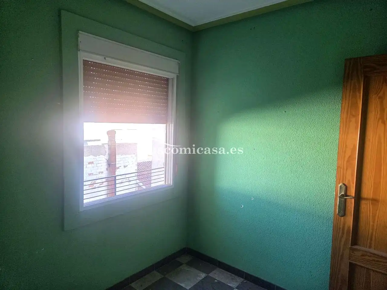 Habitación de Piso en venta en Torredonjimeno con Terraza y Balcón