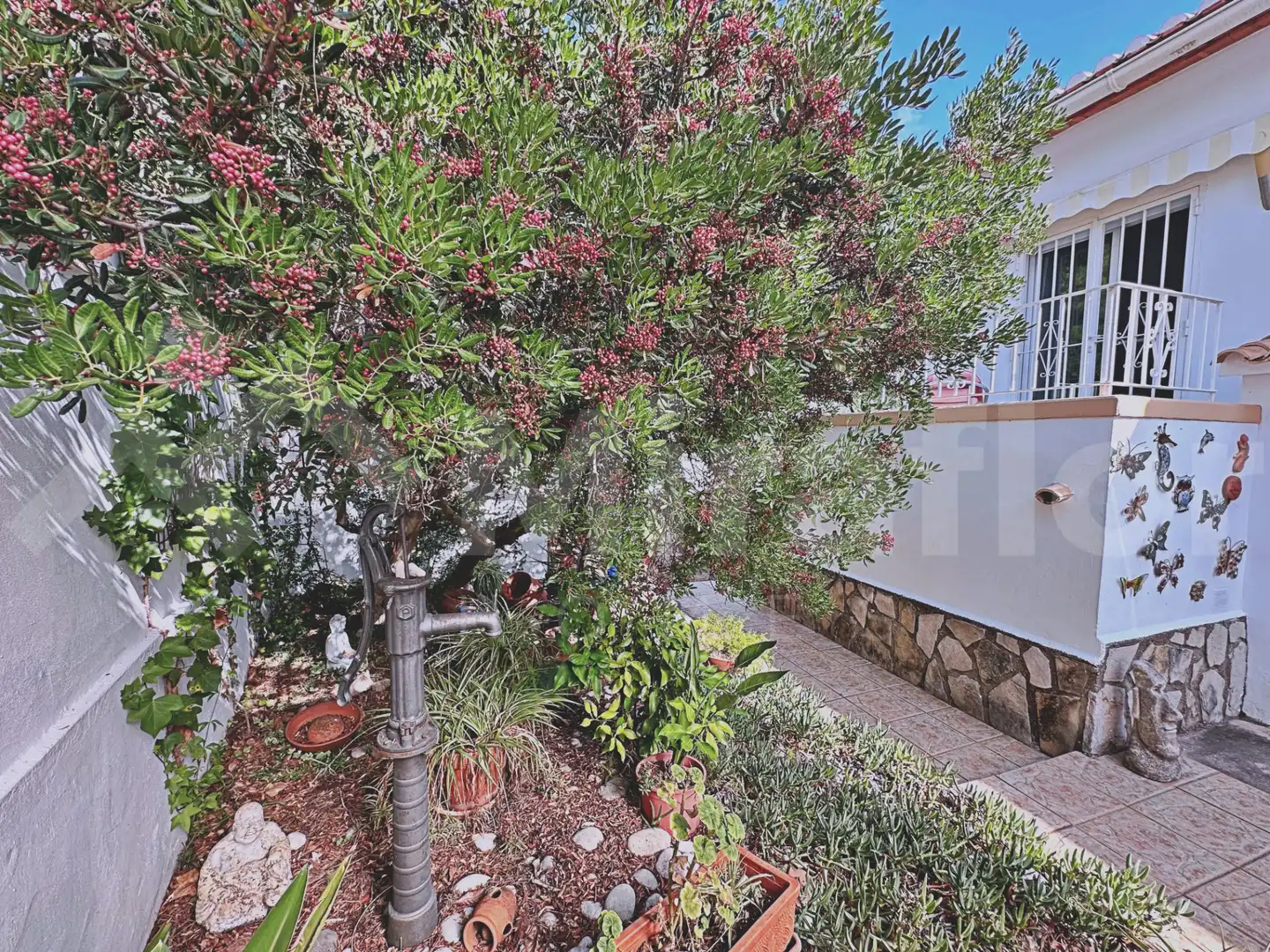 Casa aparellada amb piscina en venda a Urbanització L,almunia 1a Fase 116, imagen 16
