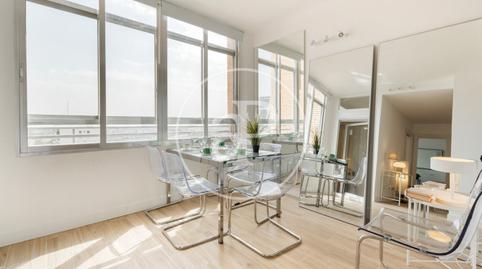 Foto 2 de Piso en venta en Castillejos - Cuzco, Madrid