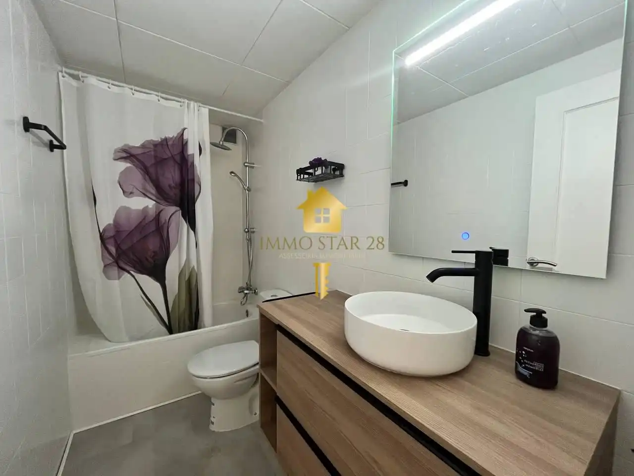 Apartamento de alquiler en calle del Cap Norfeu, Centre