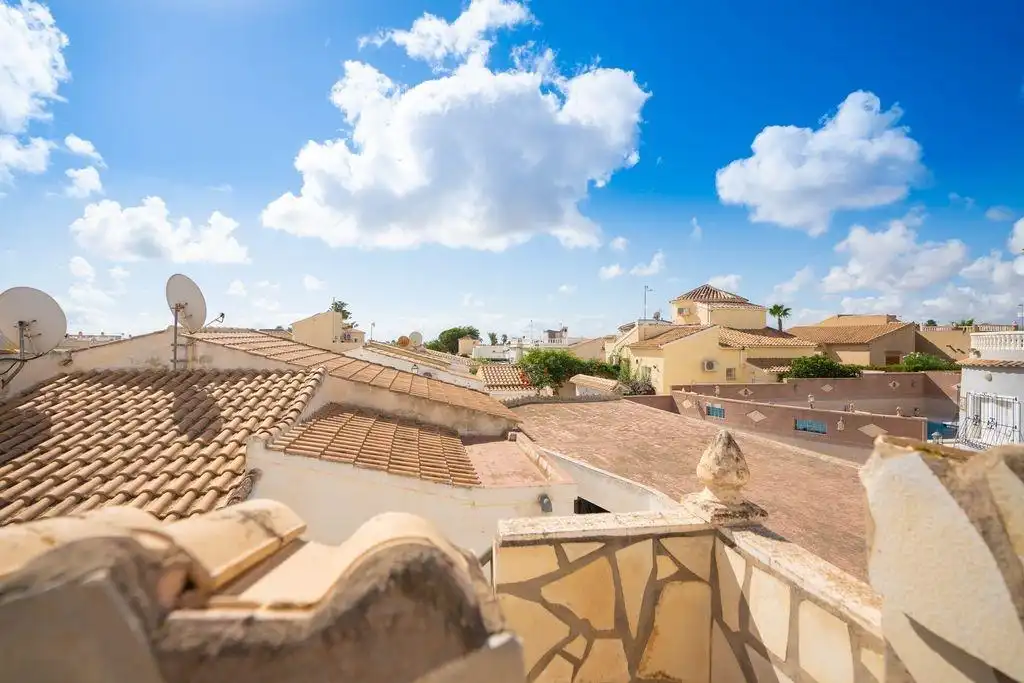 Vista exterior de Casa o xalet en venda en Orihuela