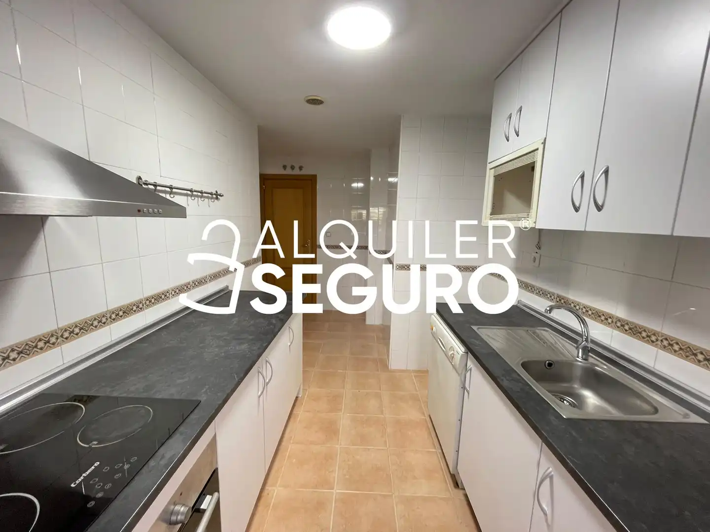 Cuina de Pis de lloguer en Navalcarnero amb Calefacció, Terrassa i Traster