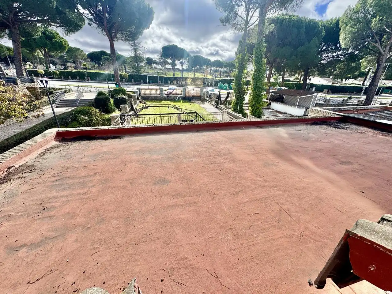 Terraza de Local en venta en Maello con Aire acondicionado