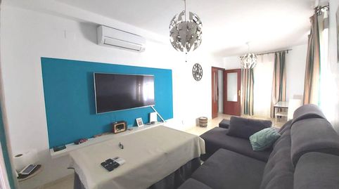 Foto 3 de Casa o chalet en venta en Torre Cruz - Los Molinos, Utrera