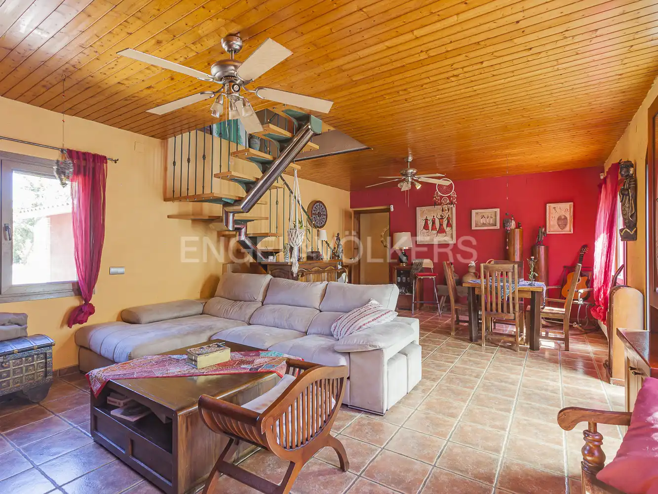 Sala d'estar de Finca rústica en venda en Sentmenat amb Calefacció, Jardí privat i Parquet